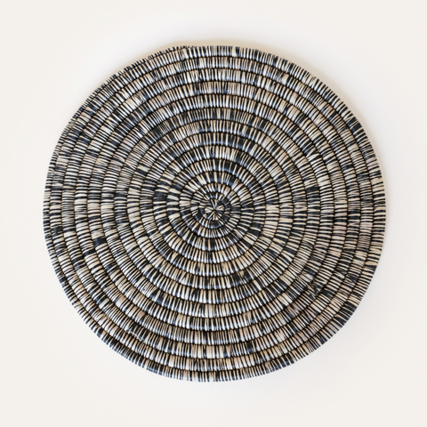 Flat Platter Mixed Natural Black Raffia