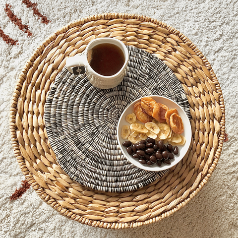 Flat Platter Mixed Natural Black Raffia