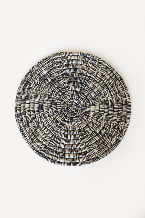 Flat Platter Mixed Natural Black Raffia