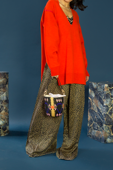 Ingwe Beaded Pattern Bucket Bag