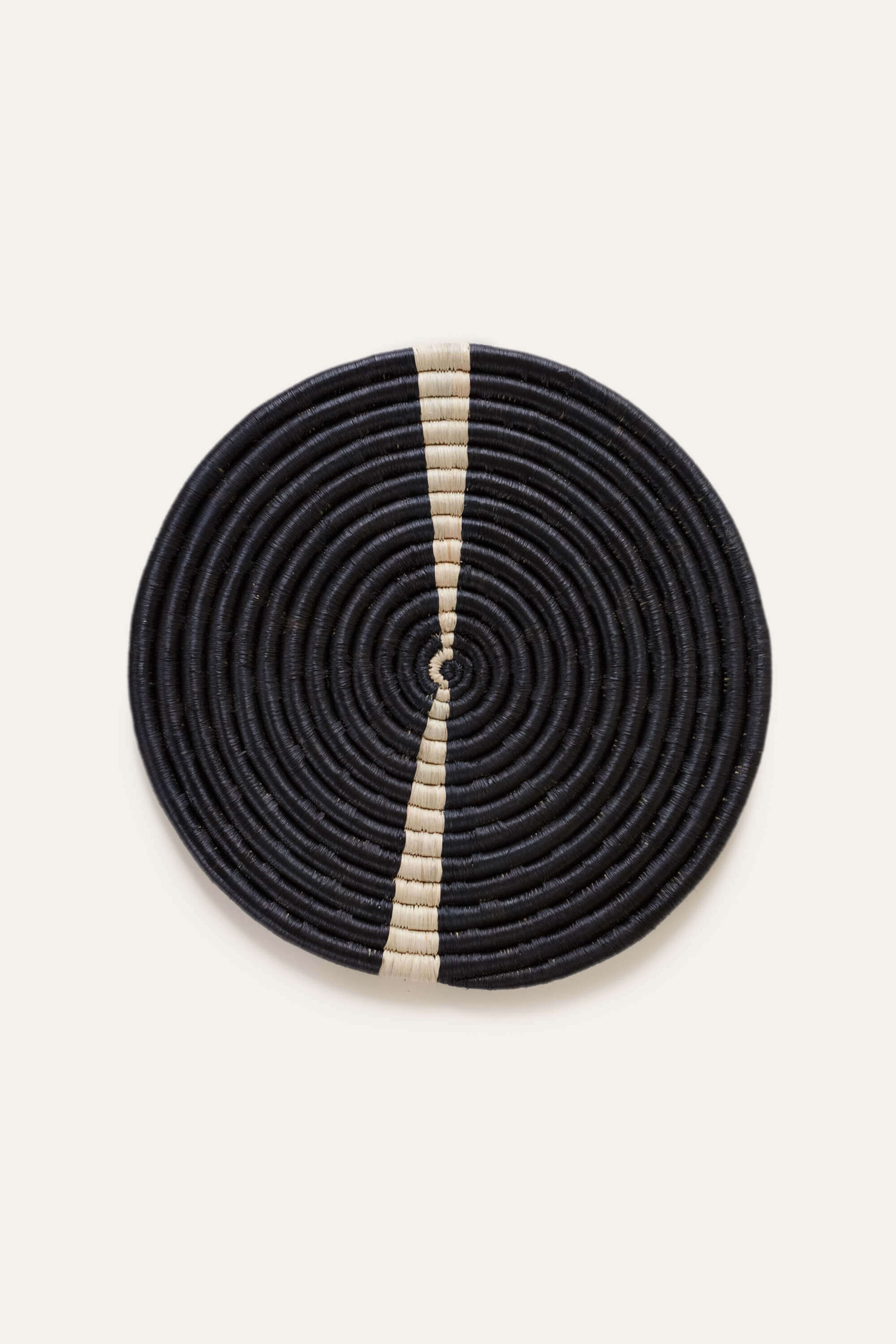Natural & Black Split Raffia Placemat - Thumbnail 2