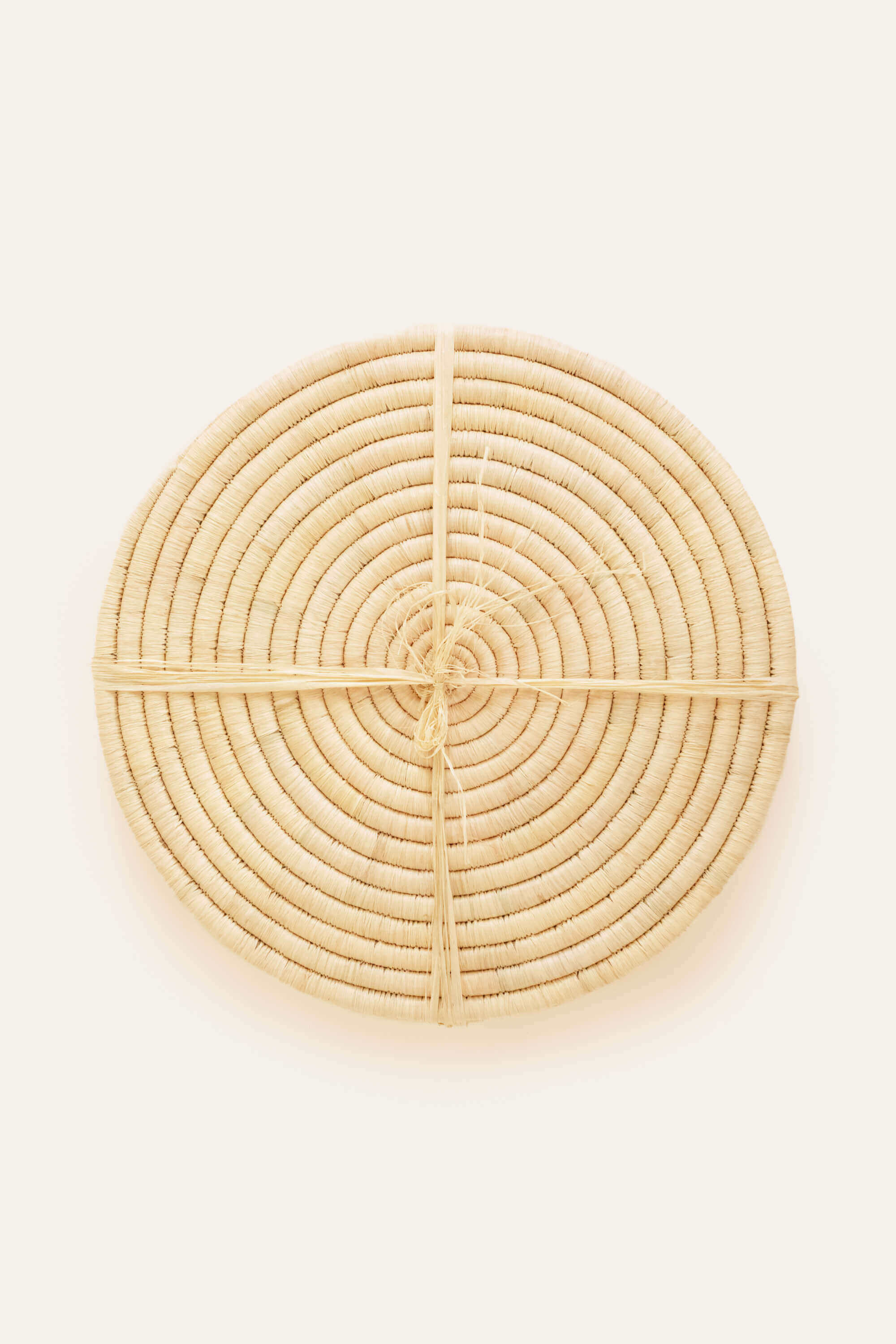 Natural Raffia Placemat - Thumbnail 4